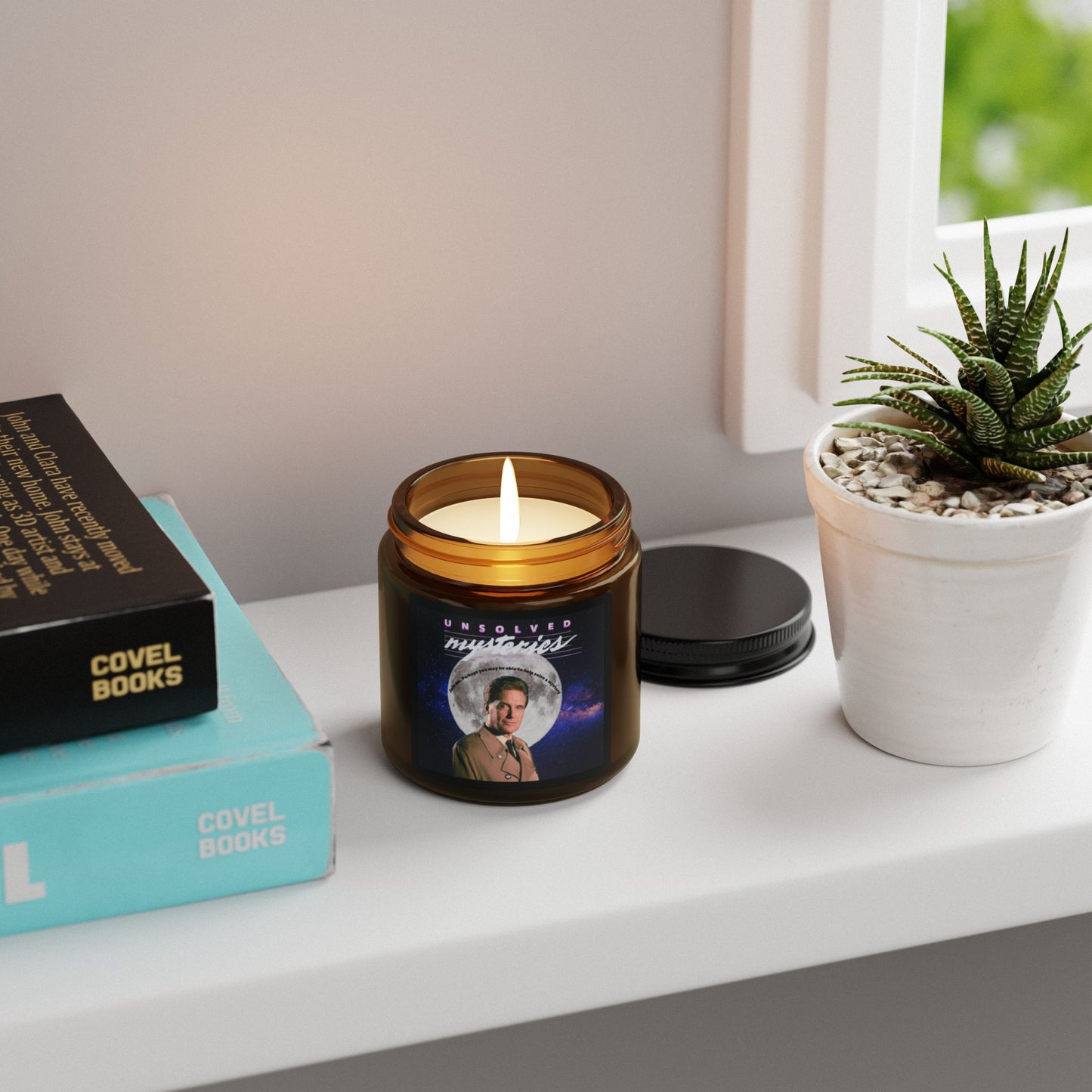 Retro "Unsolved Mysteries" Soy Candle | Amber Glass Jar | Robert Stack Tribute | Cozy Home Decor | Nostalgic Gift for TV Fans